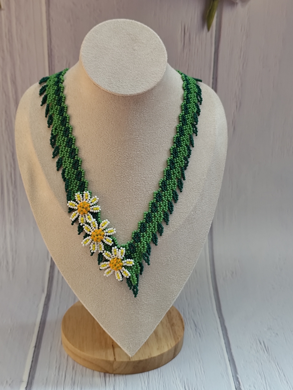 Green Beaded Necklace with White & Yellow Daisy Accents